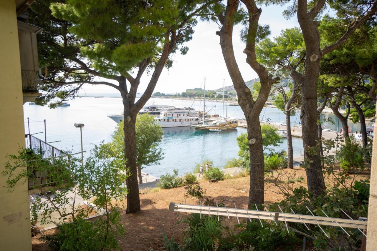 Pirates' Bay - * Omis